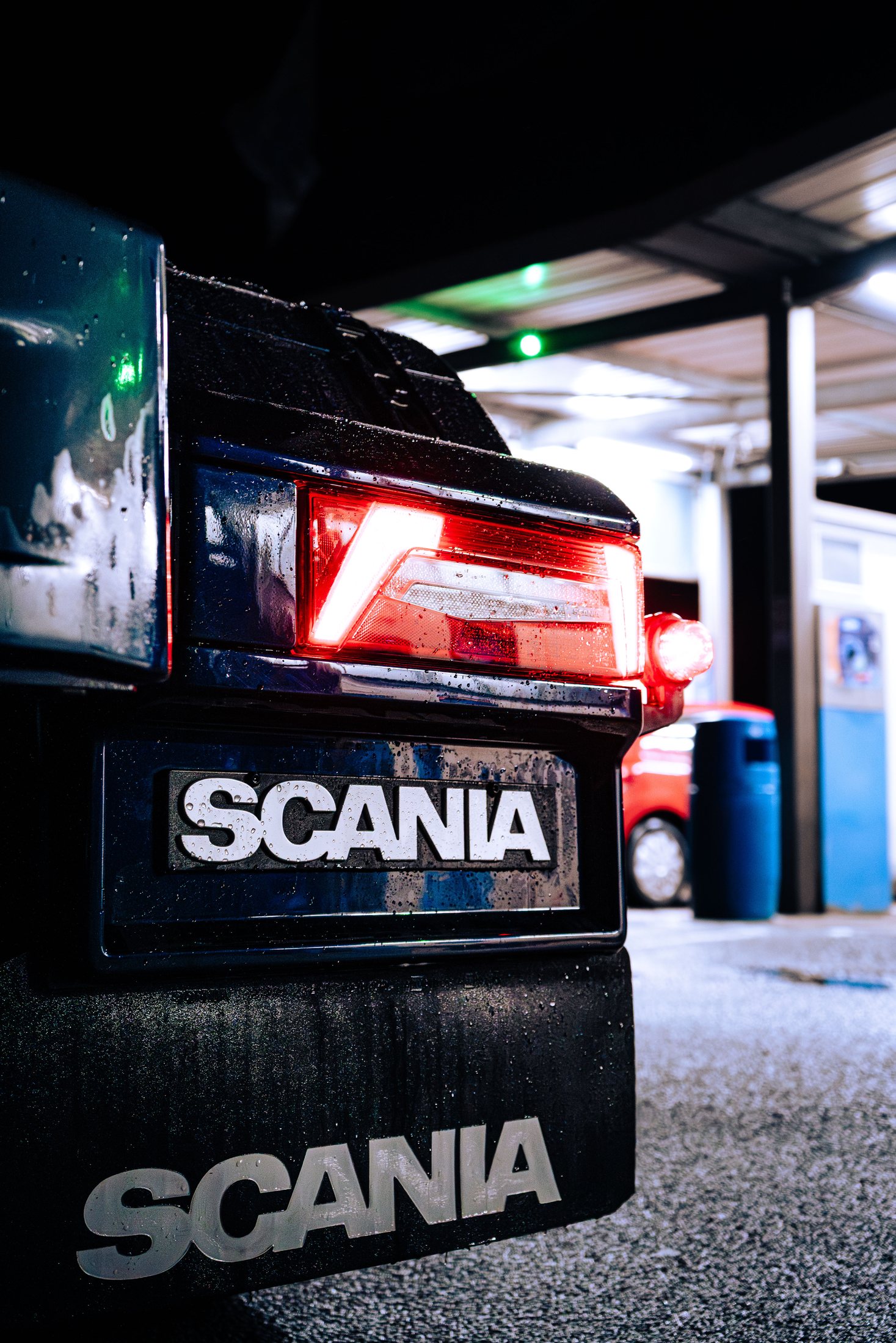 Tail light